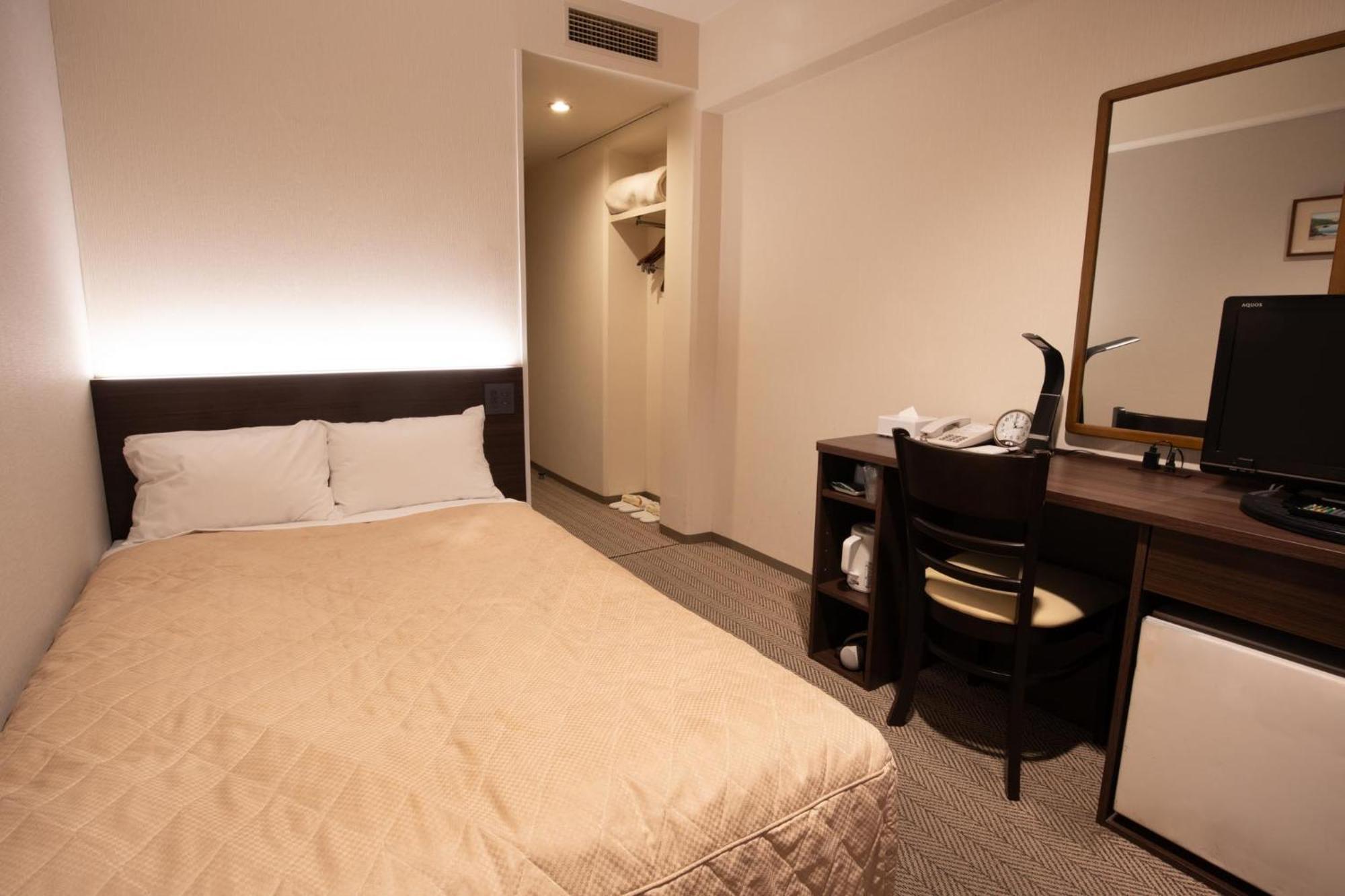 Hotel Aisul Matsuyama Matsuyama  Zimmer foto